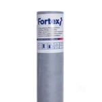 Fortex Extra– trijų sluoksnių kvėpuojanti membrana skirta sienoms ir stogui. Plėvelė turi elastingą funkcinį sluoksnį, kuris yra visiškai nelaidus vandeniui ir vėjui, bet laidus garams.
